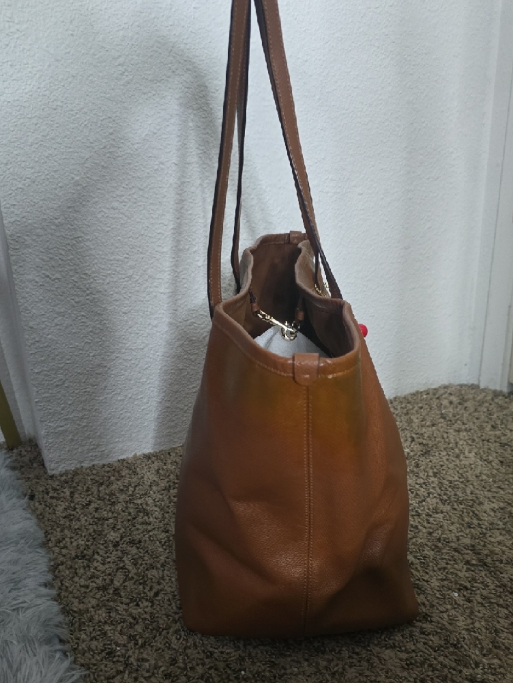 Coach Brown Leather Large Tote Bag W/ Gold Hardware (GOOD)(READ)✨️🤎✨️ - Picture 5 of 15